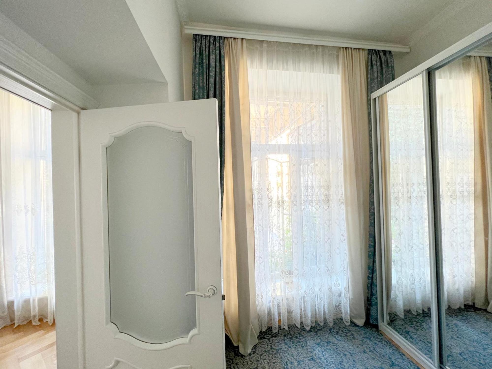 Світла Затишна Квартира В Центрі Біля Оперного Театру З Балконом, Який Виходить У Тихий Львівський Дворик מראה חיצוני תמונה